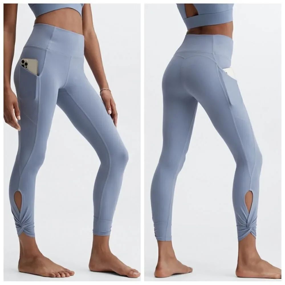 Fabletics Oasis PureLuxe High-Waisted Twist 7/8 Legging